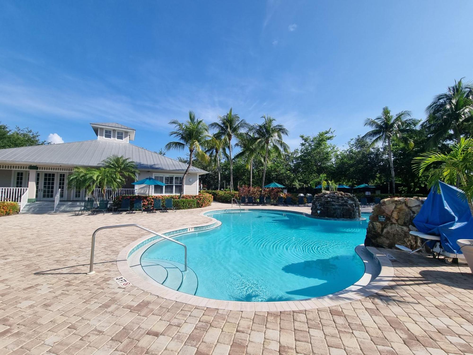 Stunning 2-Bedroom Plus Den Condo In Greenlinks Resort North North Naples Exteriér fotografie