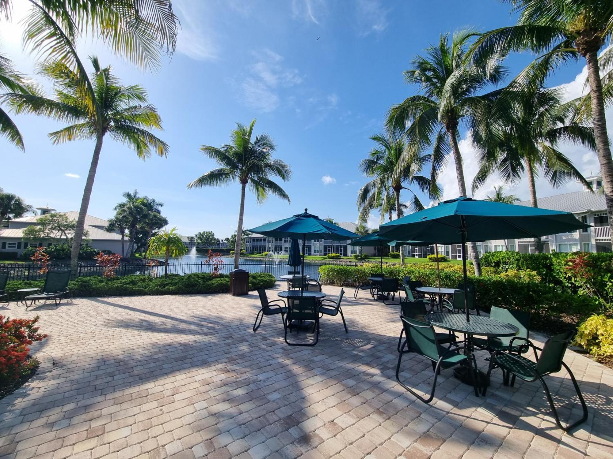 Stunning 2-Bedroom Plus Den Condo In Greenlinks Resort North North Naples Exteriér fotografie