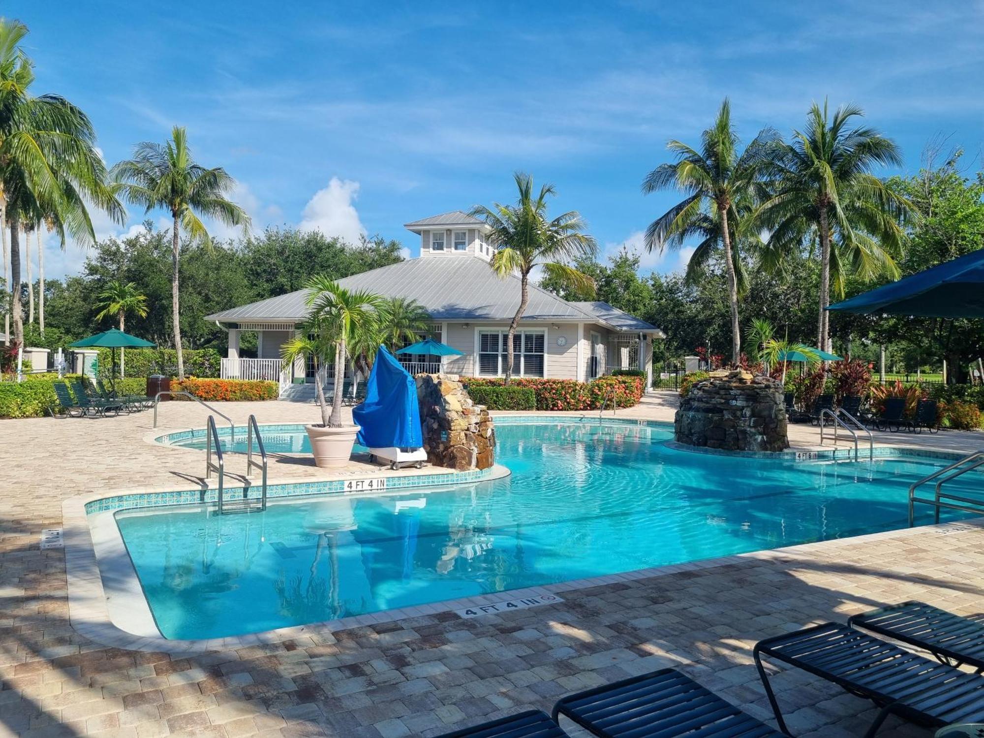 Stunning 2-Bedroom Plus Den Condo In Greenlinks Resort North North Naples Exteriér fotografie