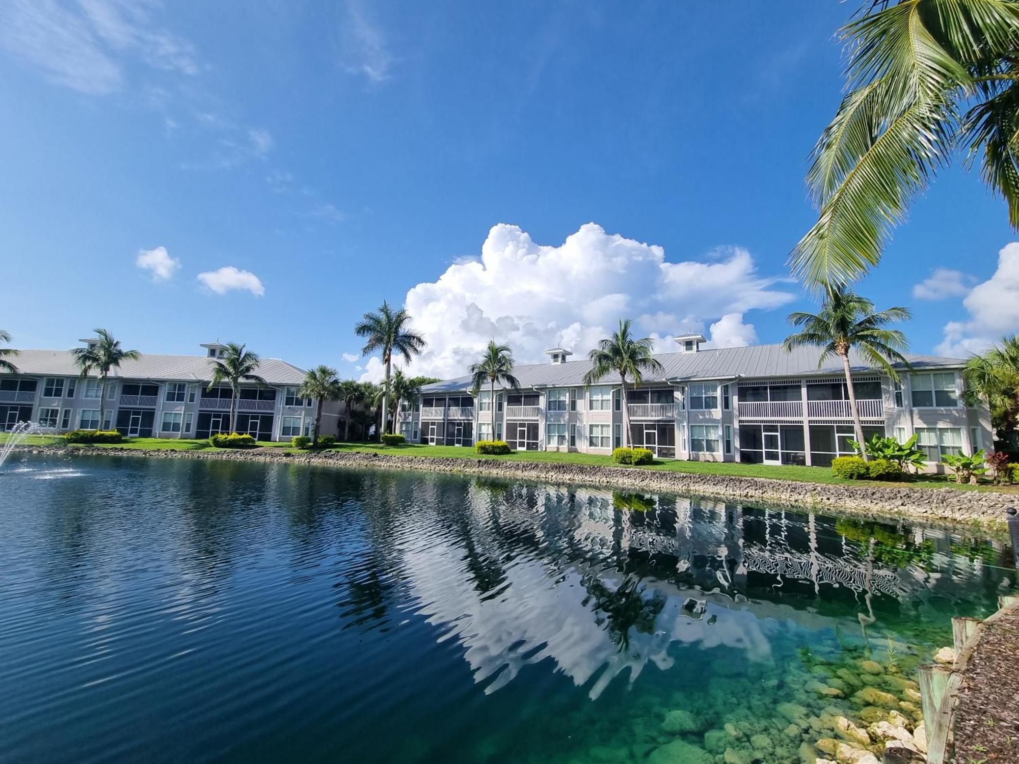 Stunning 2-Bedroom Plus Den Condo In Greenlinks Resort North North Naples Exteriér fotografie