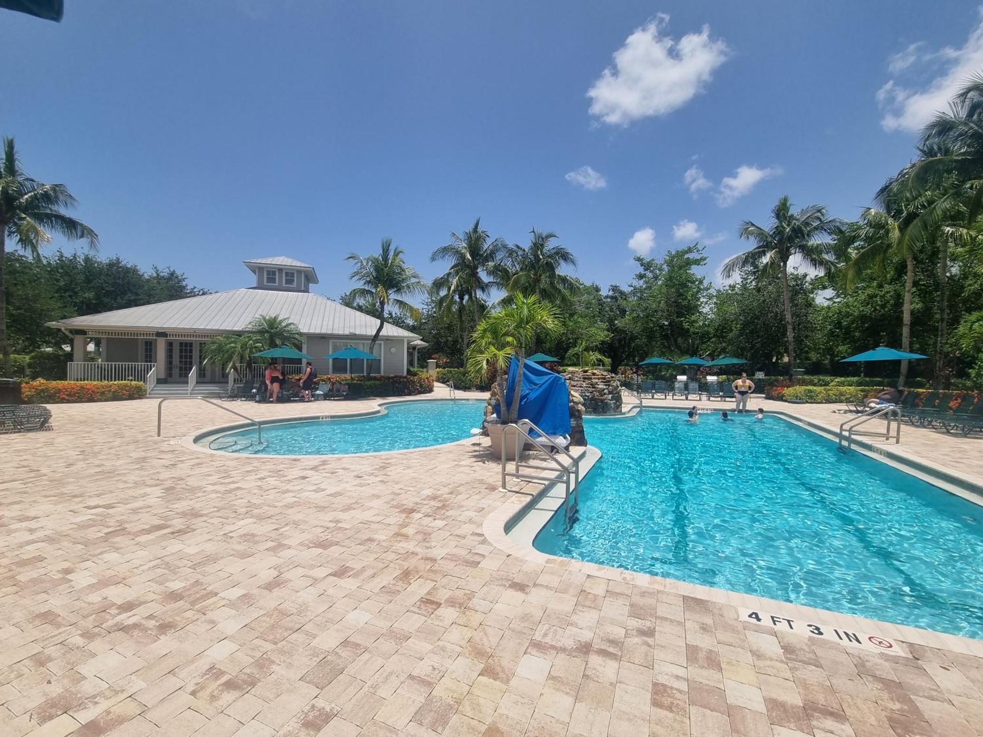 Stunning 2-Bedroom Plus Den Condo In Greenlinks Resort North North Naples Exteriér fotografie