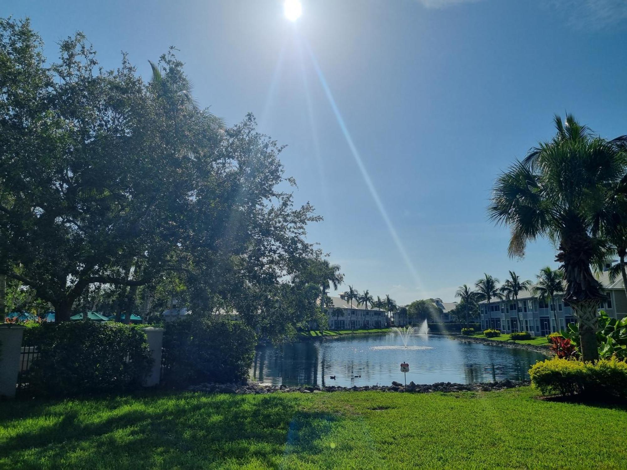 Stunning 2-Bedroom Plus Den Condo In Greenlinks Resort North North Naples Exteriér fotografie