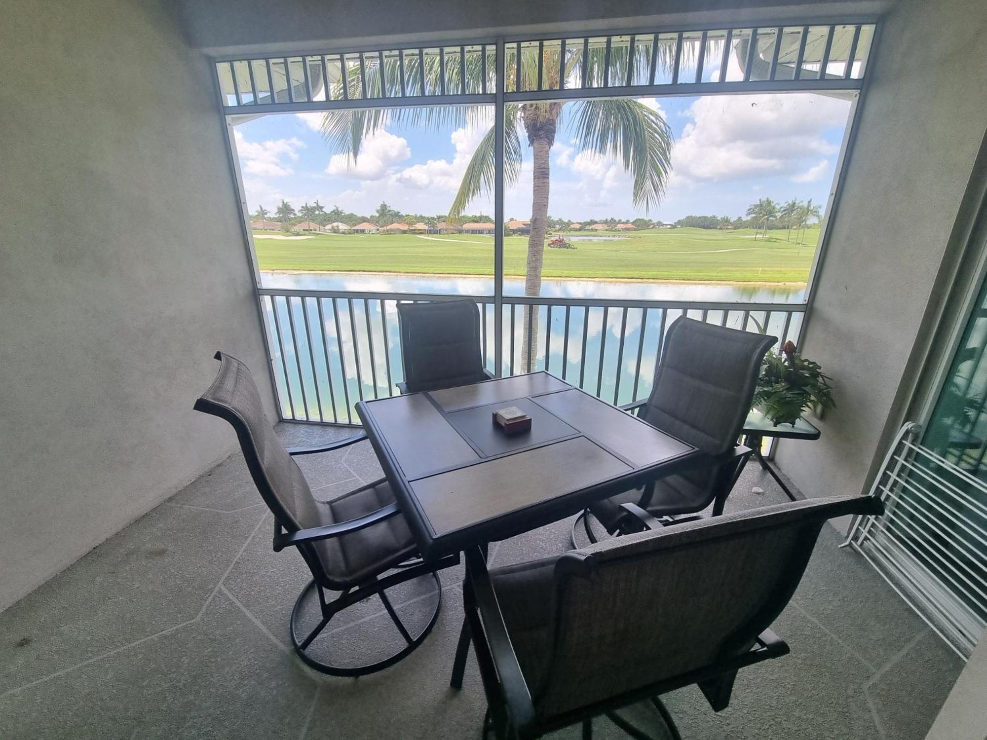 Stunning 2-Bedroom Plus Den Condo In Greenlinks Resort North North Naples Exteriér fotografie