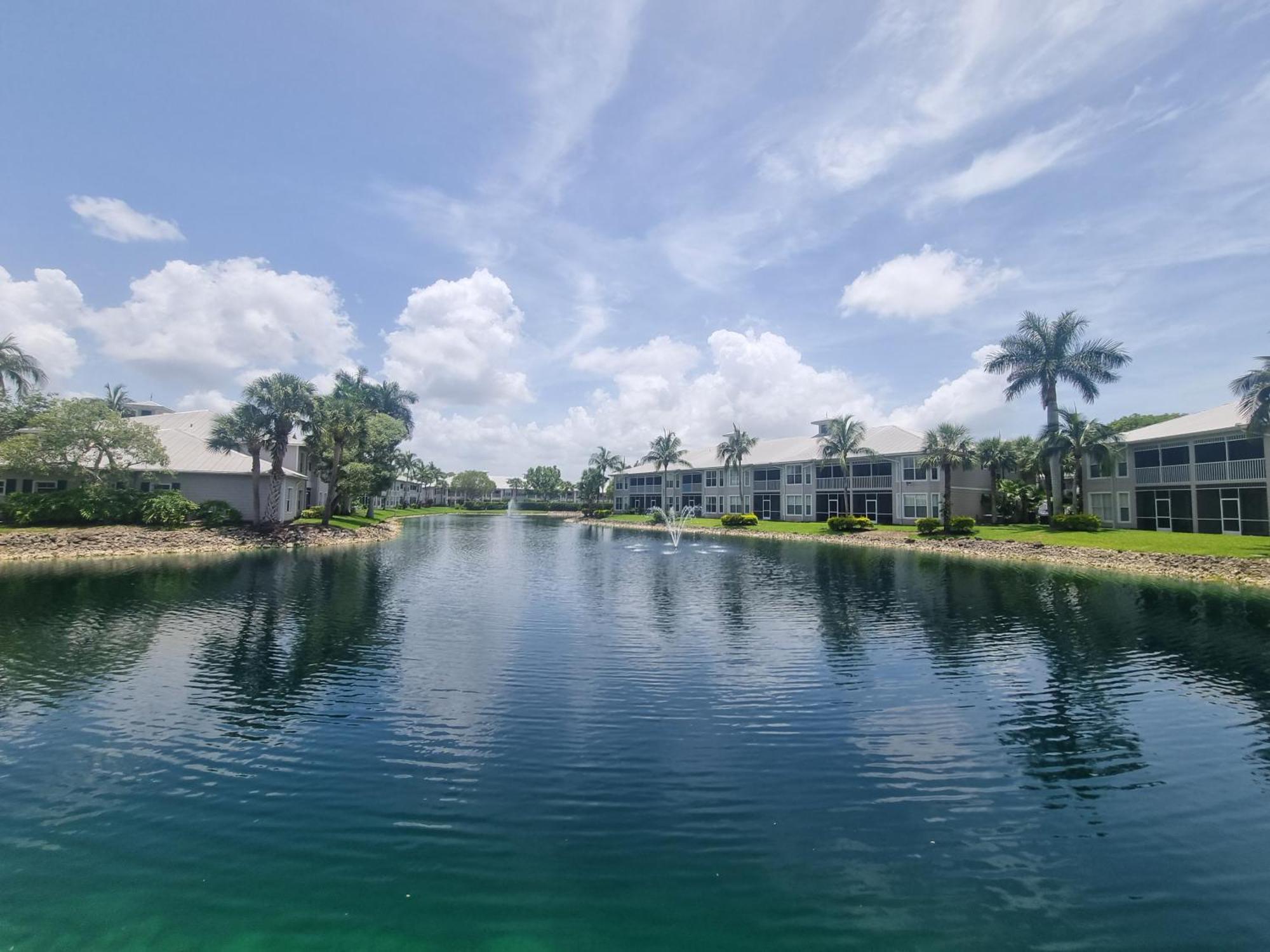 Stunning 2-Bedroom Plus Den Condo In Greenlinks Resort North North Naples Exteriér fotografie