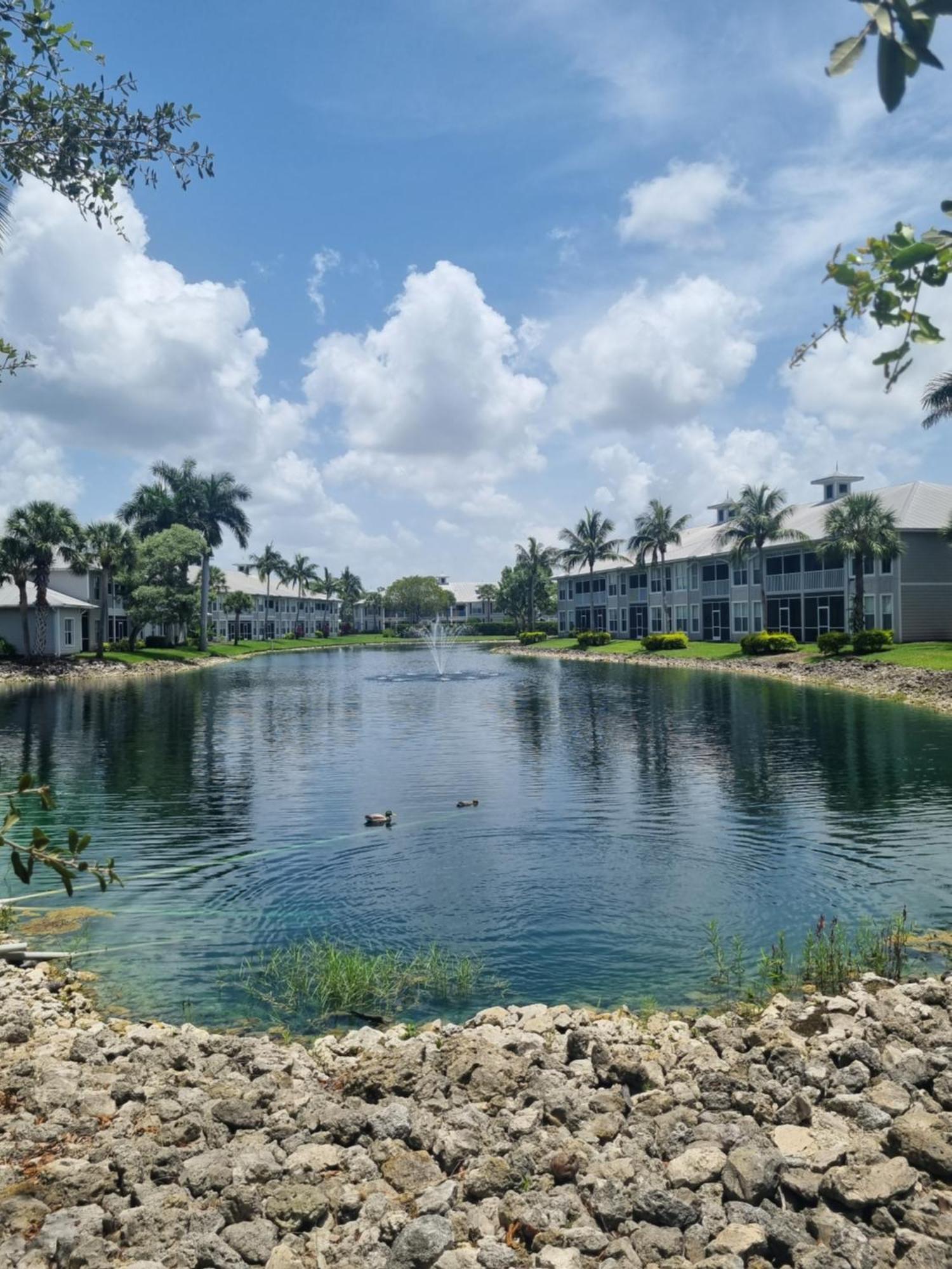 Stunning 2-Bedroom Plus Den Condo In Greenlinks Resort North North Naples Exteriér fotografie